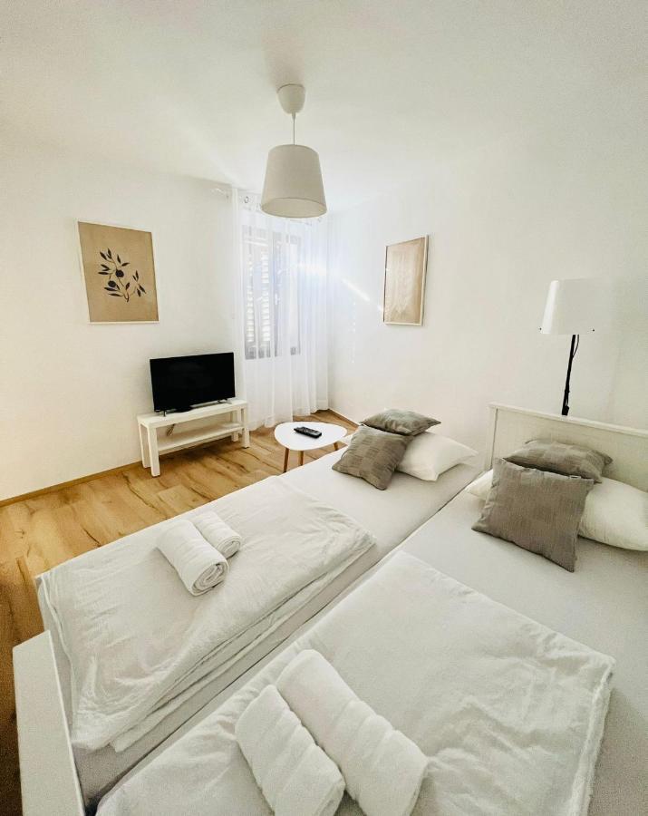 Sml Apartments 1 Изола Экстерьер фото